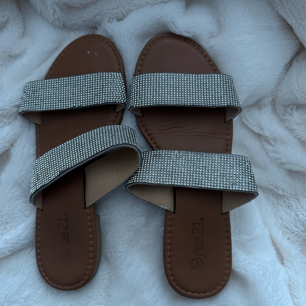 sandals bundle - Picture 4 of 7
